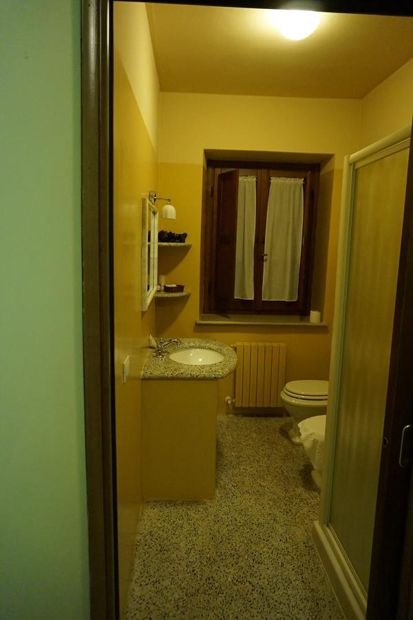 Locanda Da Ciacci Petriano エクステリア 写真