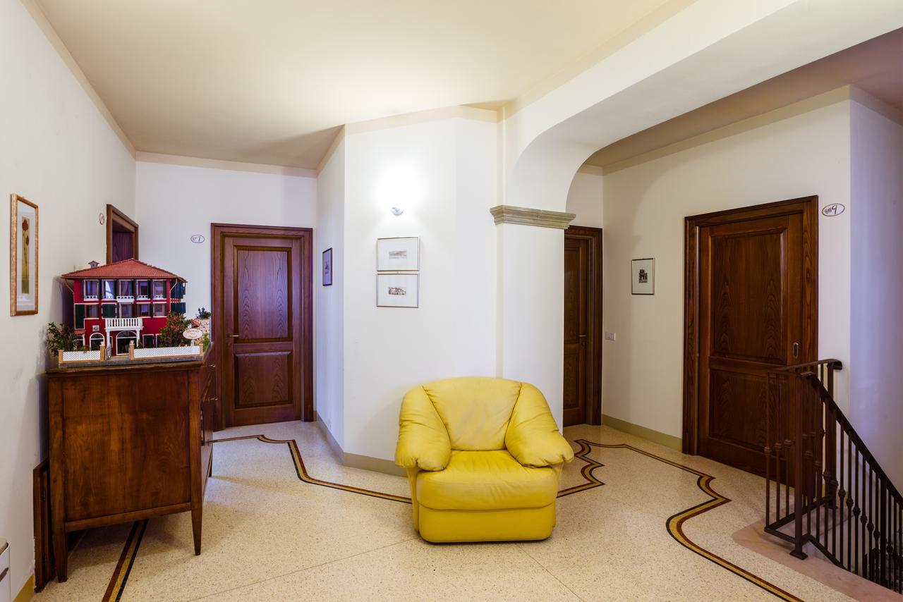 Locanda Da Ciacci Petriano エクステリア 写真